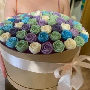100 шоколадных роз для девушки